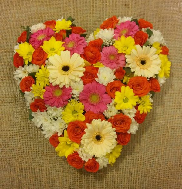cuore con fantasia di colori